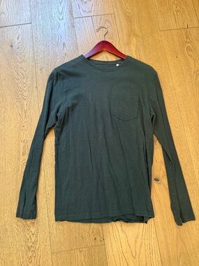 Steven Alan Long-Sleeve Pocket Tee in Dark Green
